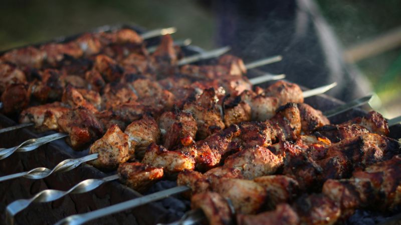 Espetinho de Carne Churrasqueira Assando Espetinho de Carne