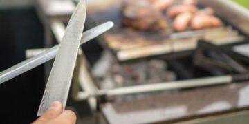 Faca para Churrasco: Guia de Como Escolher, Usar e Afiar