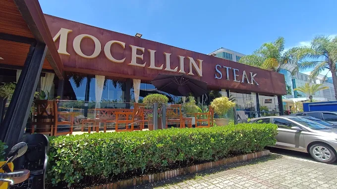 Fachada da Mocellin Steak